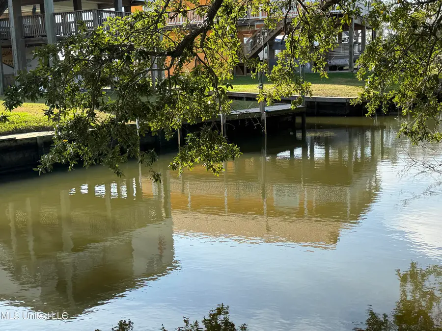 125 Edith Drive, Bay Saint Louis, MS 39520 - Image #3