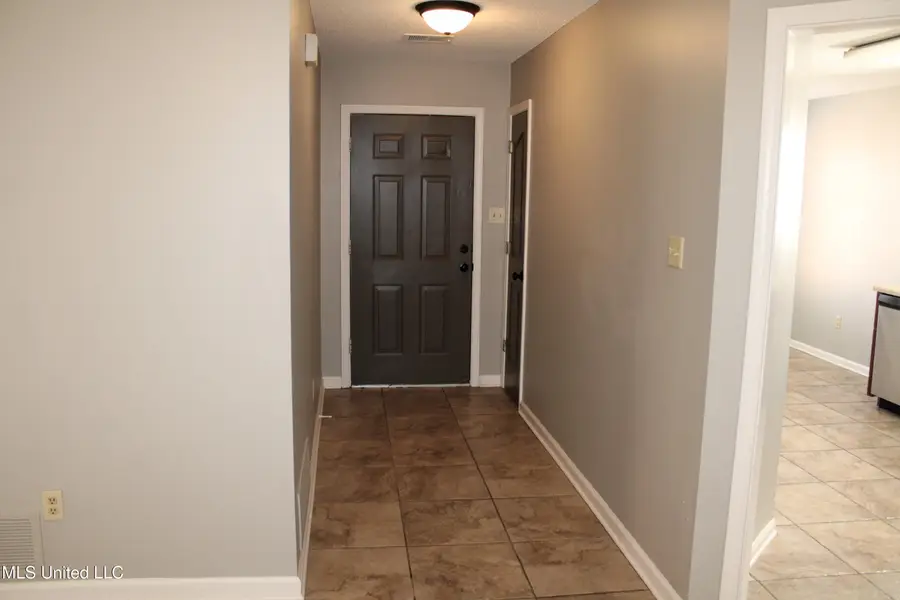 6849 W Dogwood Manor, Olive Branch, MS 38654 - Image #2