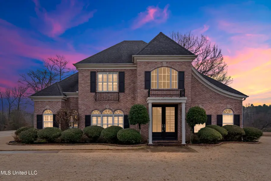 328 E Crockett Loop, Hernando, MS 38632 - Image #2