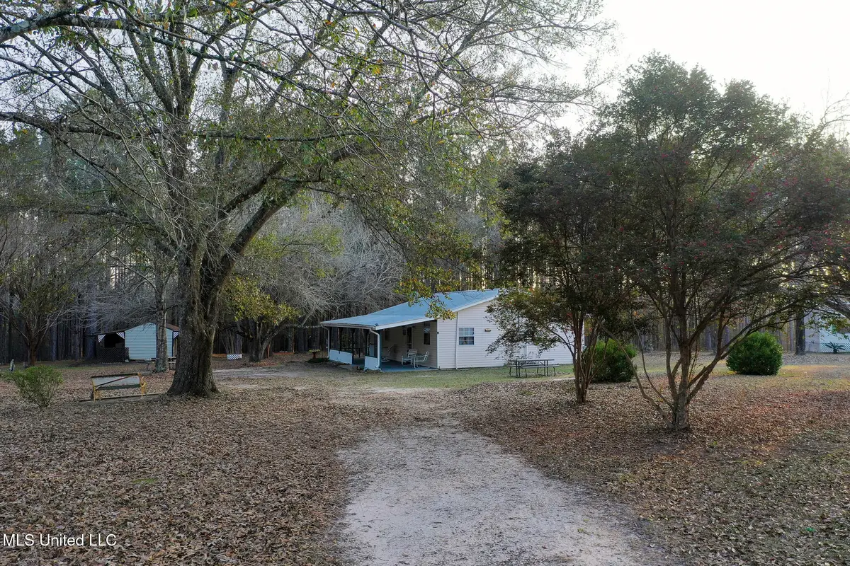 627 Magnolia Road, Lumberton, MS 39455 - Image #1