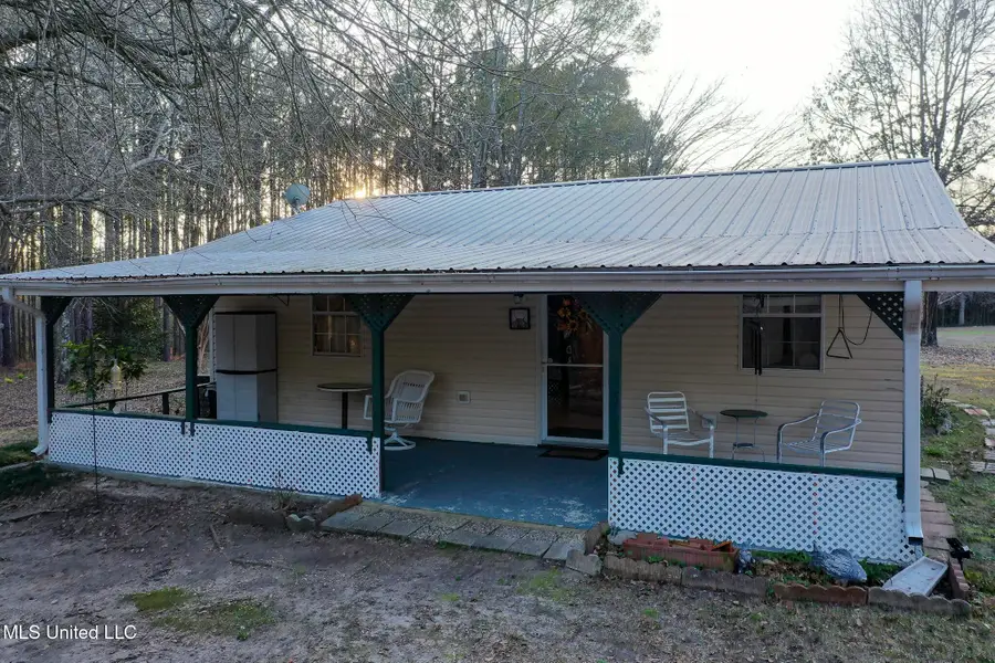 627 Magnolia Road, Lumberton, MS 39455 - Image #2