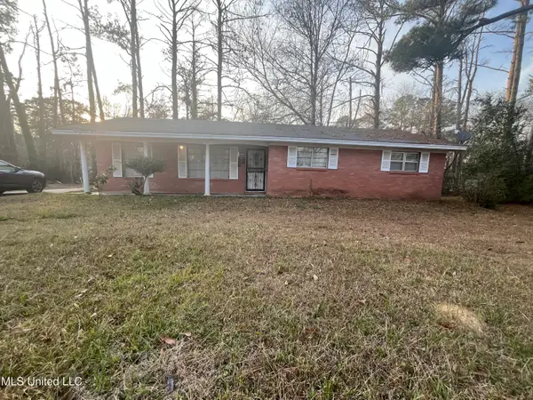 2005 Oakhurst Drive, Jackson, MS 39204