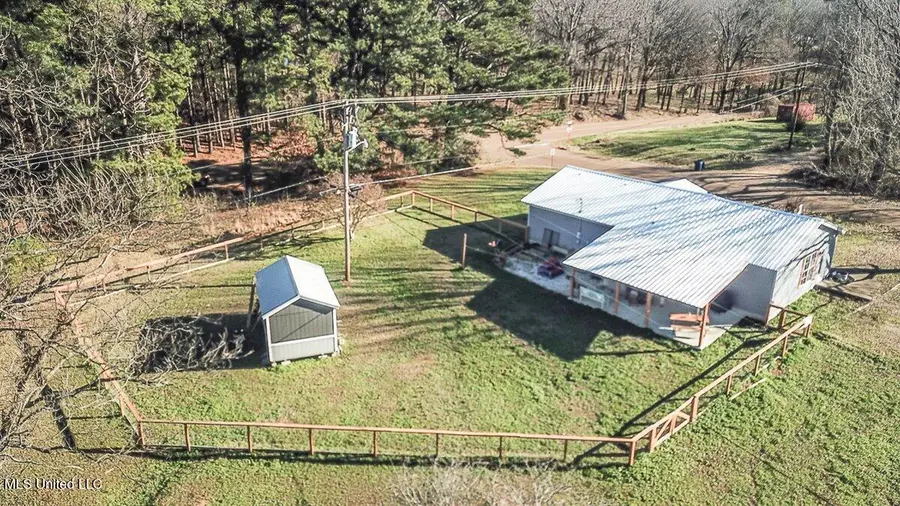 5018 W Days Road, Lake Cormorant, MS 38641 - Image #3