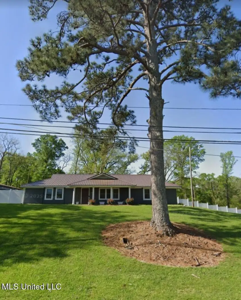 419 Vicksburg Street, Edwards, MS 39066 - Image #2