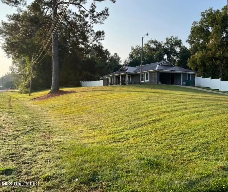 419 Vicksburg Street, Edwards, MS 39066 - Image #3