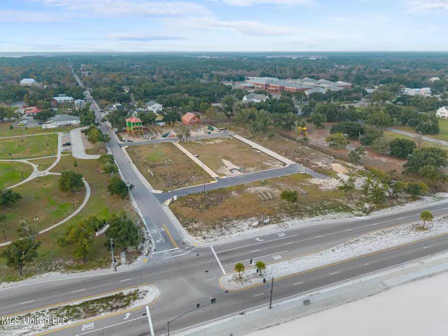 106 Fields Way, Pass Christian, MS 39571 - #2