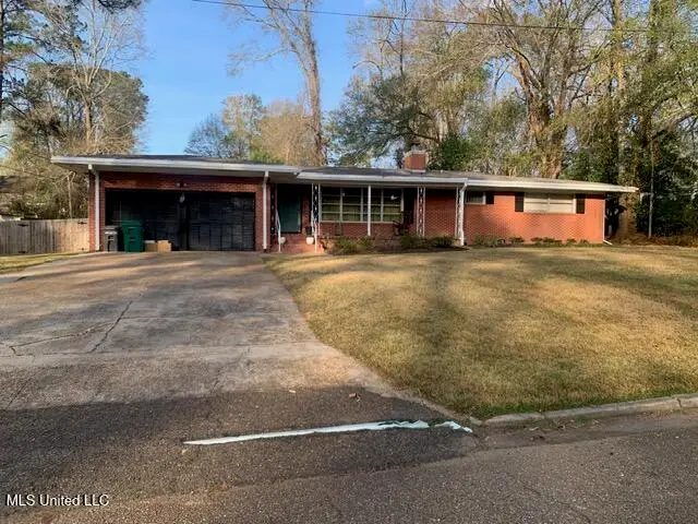 444 Mcnair Avenue, Brookhaven, MS 39601 - Image #2