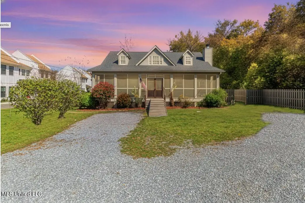 114 Menge Avenue, Pass Christian, MS 39571 - Image #1