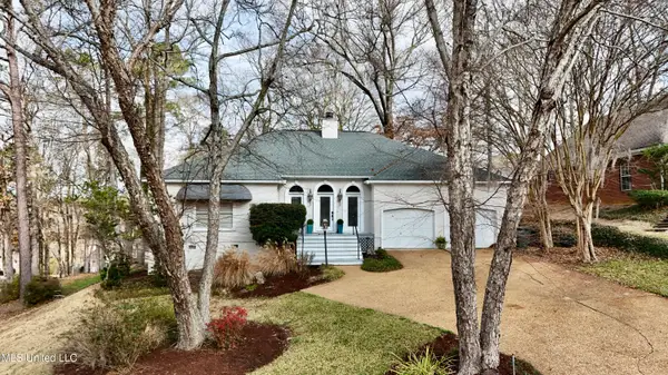 112 Newport Circle, Clinton, MS 39056