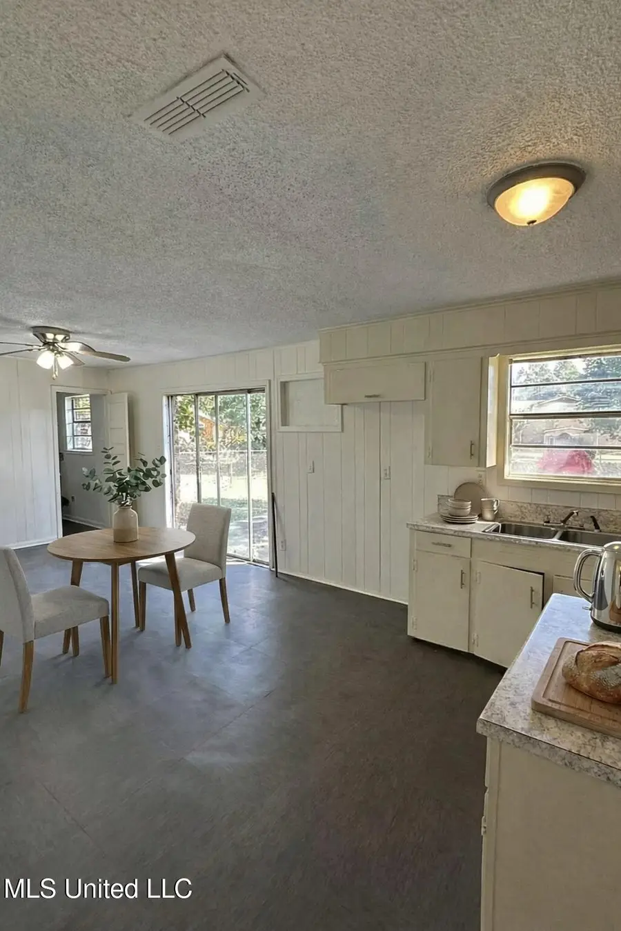 204 Johnson Street, Belzoni, MS 39038 - #3