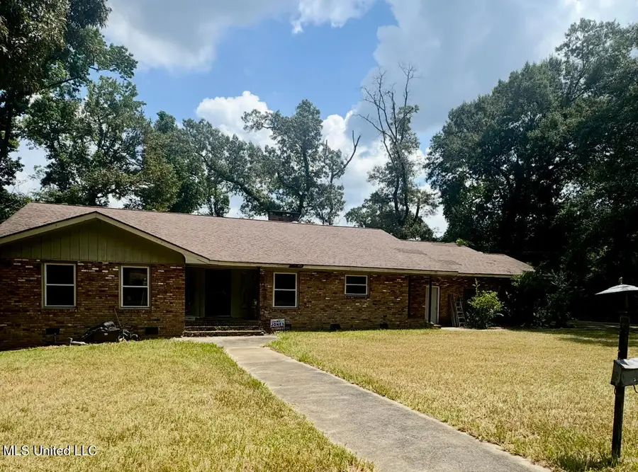 824 Northwest Avenue, McComb, MS 39648 - Image #2