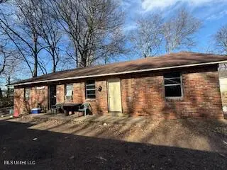 210 Avenue H, Greenwood, MS 38930 - Image #1