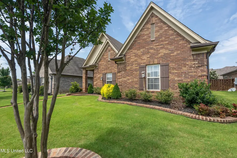 5891 Foxdale Loop, Southaven, MS 38672 - Image #2