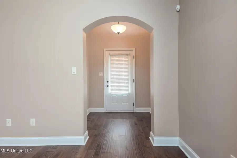 5891 Foxdale Loop, Southaven, MS 38672 - Image #3