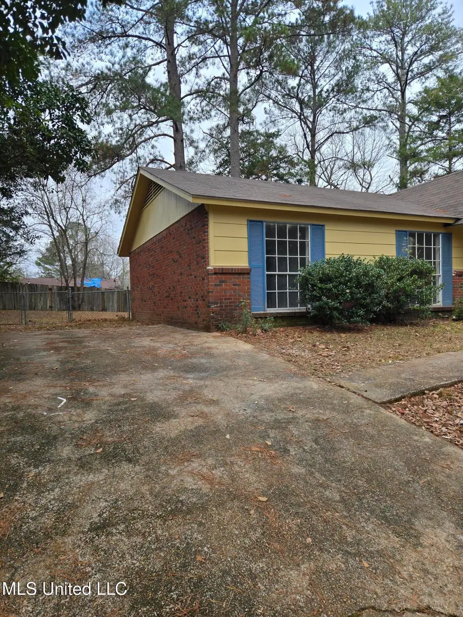 38 Cedar Place, Jackson, MS 39212 - Image #3