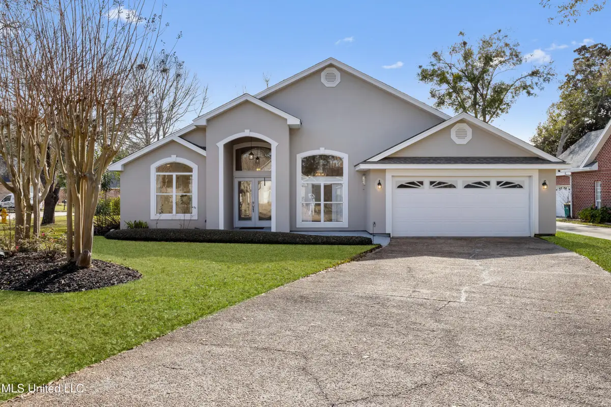 2559 Rue Palafox, Biloxi, MS 39531 - Image #1