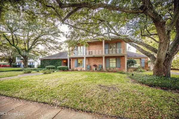 1201 Westwood Street, Pascagoula, MS 39567