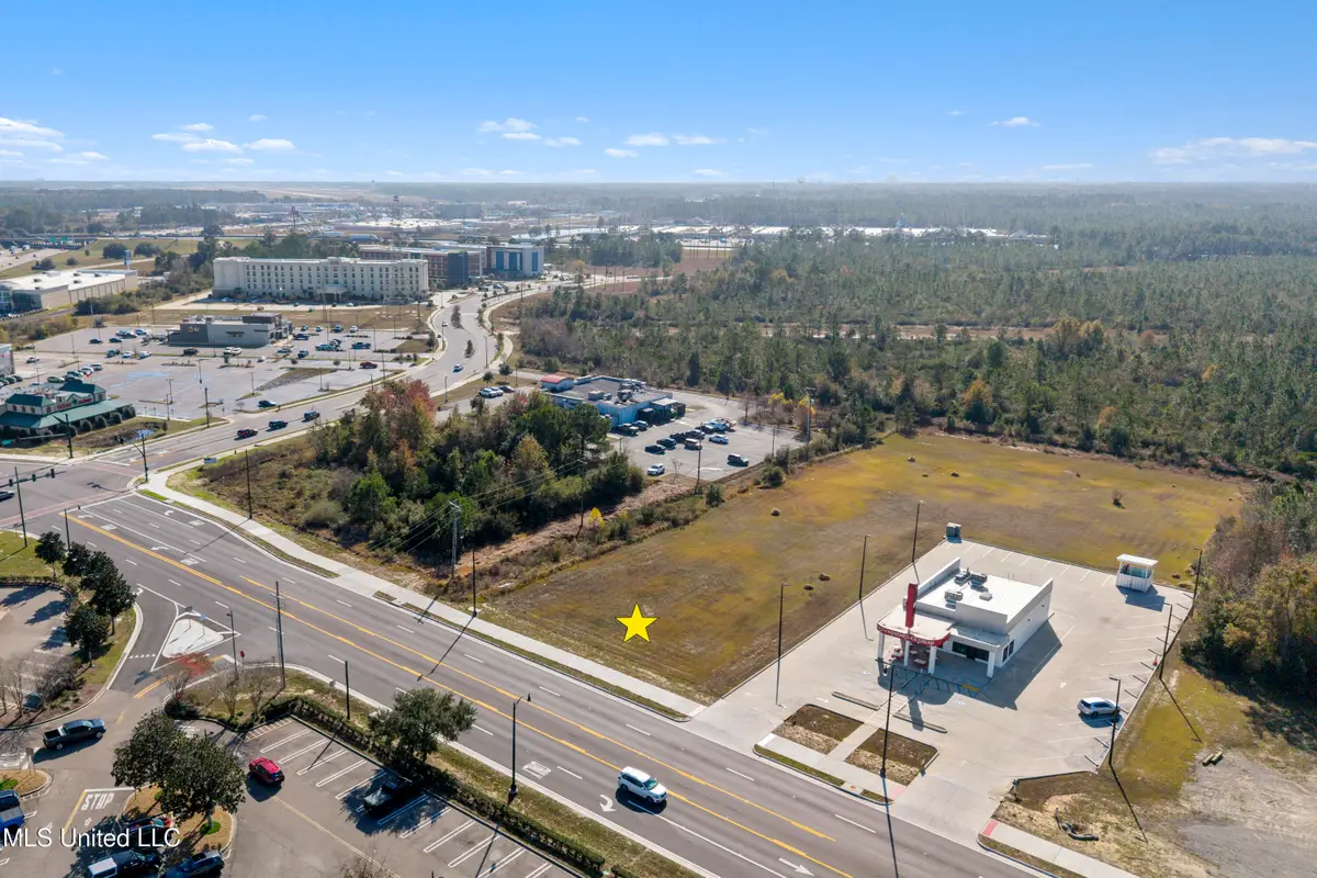 15465 Landon Road, Gulfport, MS 39503 - Image #1