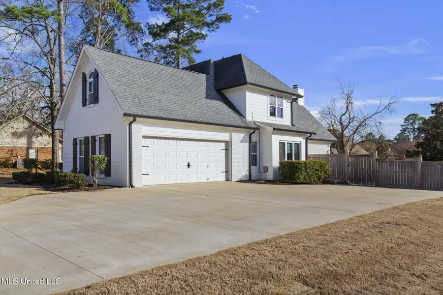 204 Breezy Hill Drive, Madison, MS 39110 - Image #2