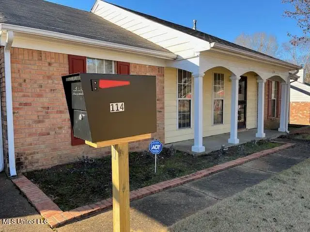 114 Hunter Drive, Senatobia, MS 38668 - Image #2