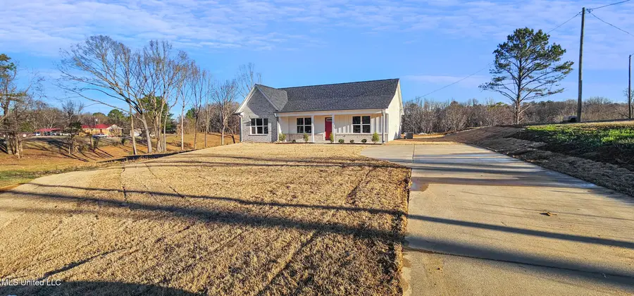 1408 W Woodward Avenue, Holly Springs, MS 38635 - Image #2