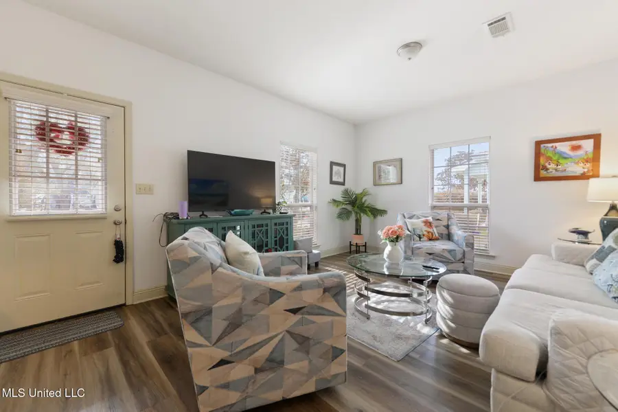 325/327 Ruella Street, Bay Saint Louis, MS 39520 - Image #2