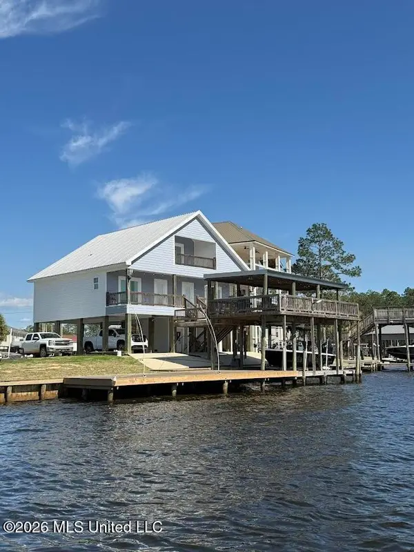 6149 Pontiac Drive, Kiln, MS 39556