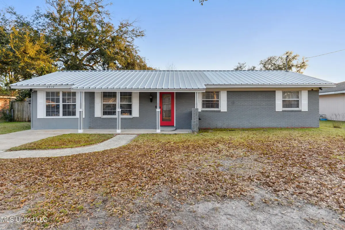 2510 Parkwood Place, Ocean Springs, MS 39564 - Image #1
