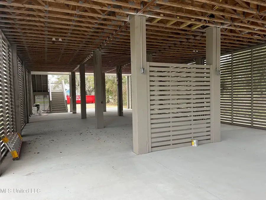 209 Henderson Avenue, Pass Christian, MS 39571 - Image #2