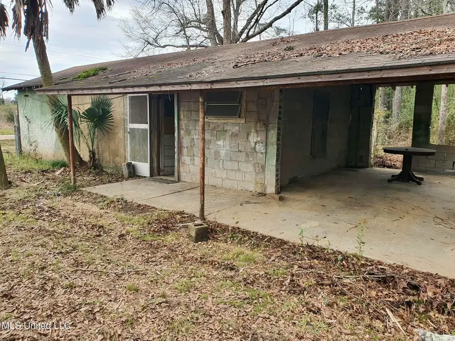 6042 Enterprise Road, Summit, MS 39666 - Image #2