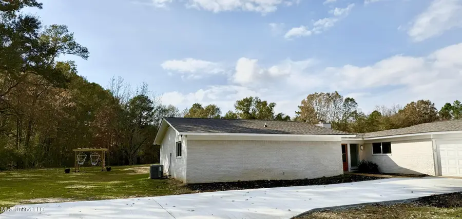 319 Glenfield Road, Canton, MS 39046 - Image #3