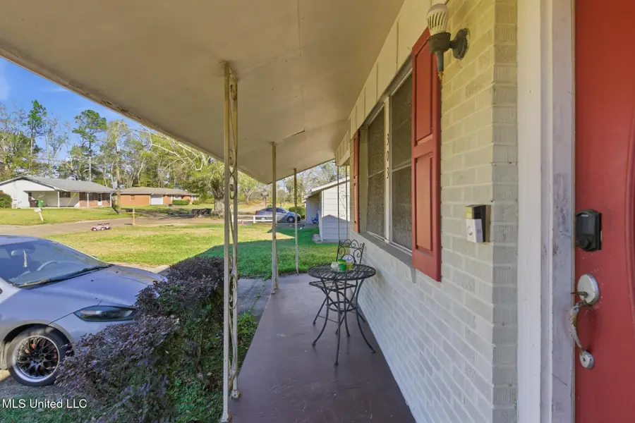 303 Parkdale Drive, Hattiesburg, MS 39401 - Image #3
