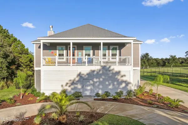 14 Sherman Avenue, Pass Christian, MS 39571