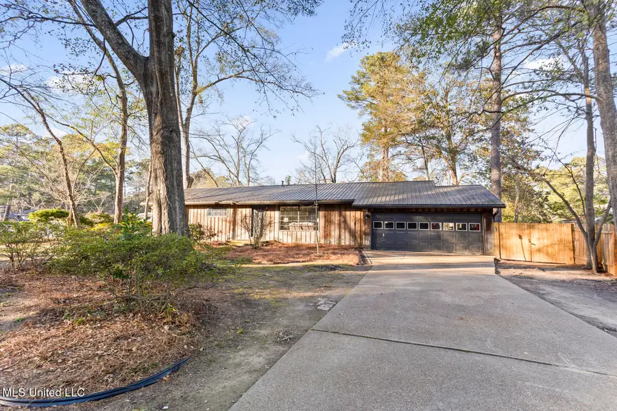 1816 Douglass Drive, Jackson, MS 39211 - Image #2