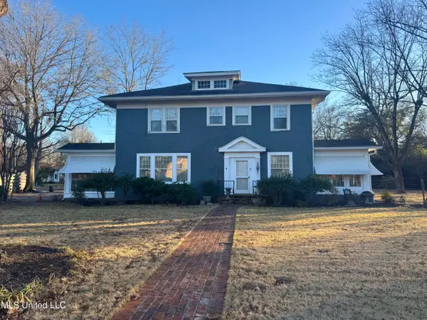 704 Maple Avenue, Clarksdale, MS 38614