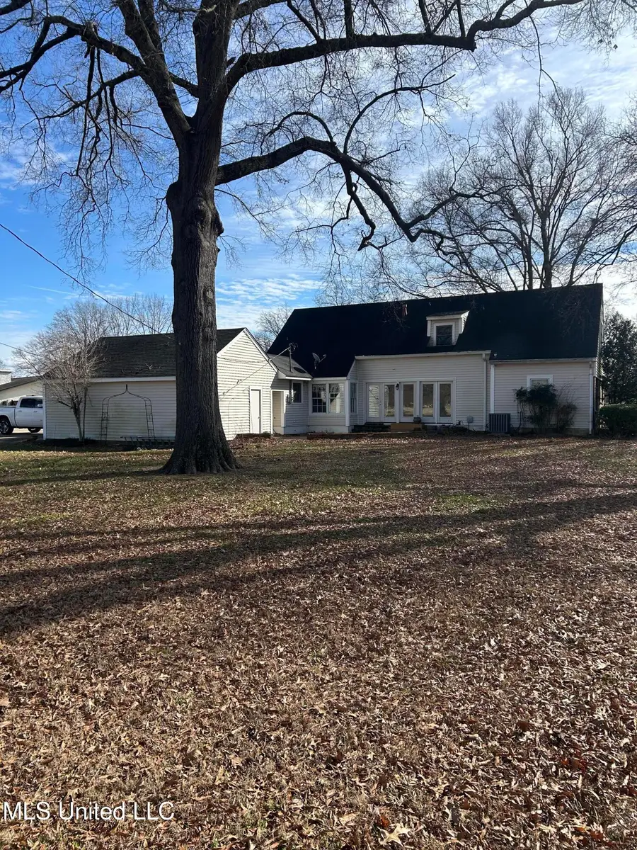 141 Mcguire Cove, Clarksdale, MS 38614 - Image #2