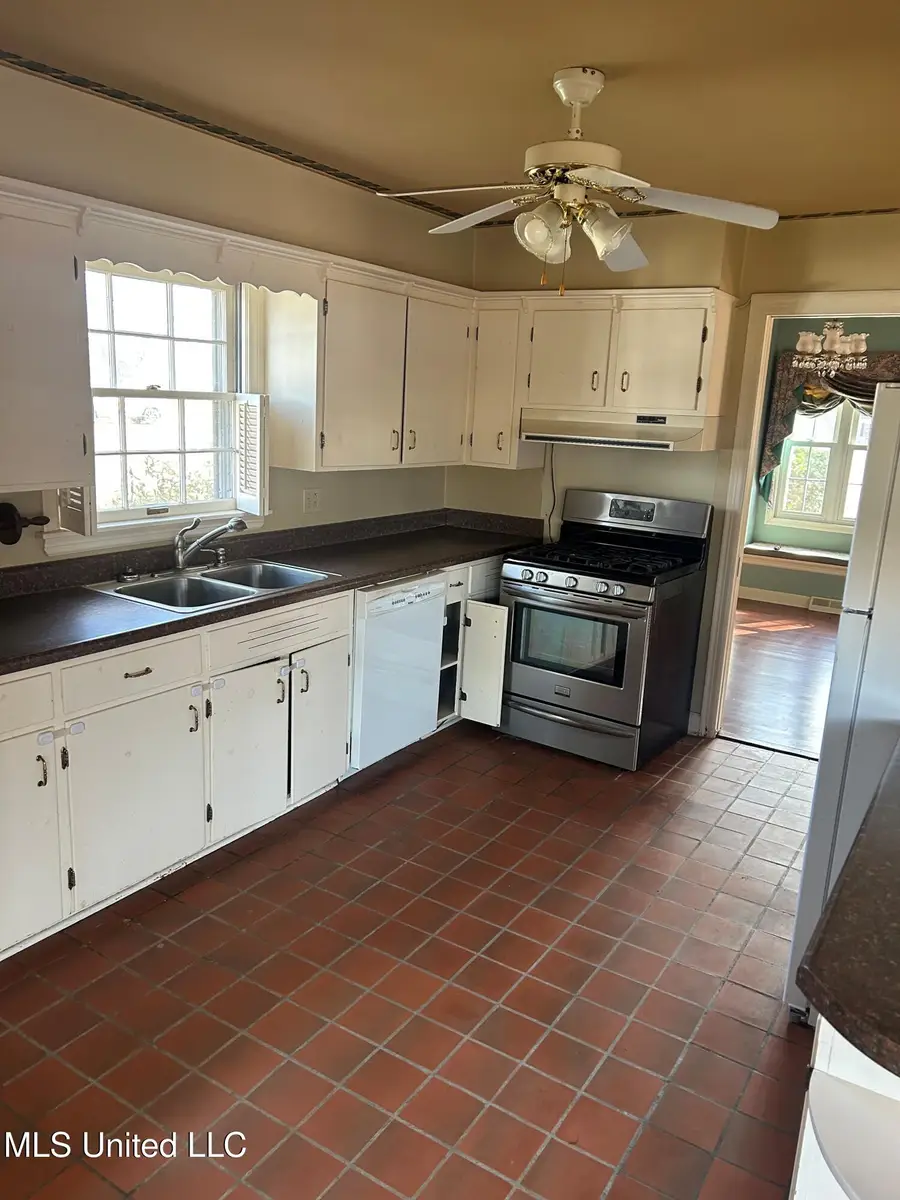 141 Mcguire Cove, Clarksdale, MS 38614 - Image #3