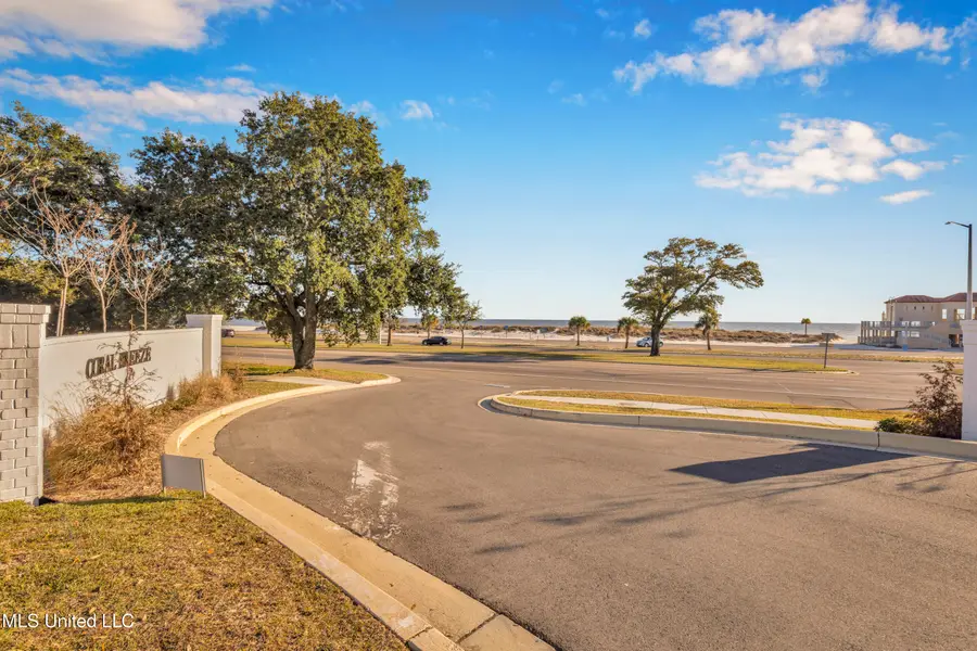 118 Coral Breeze Drive, Biloxi, MS 39531 - Image #2