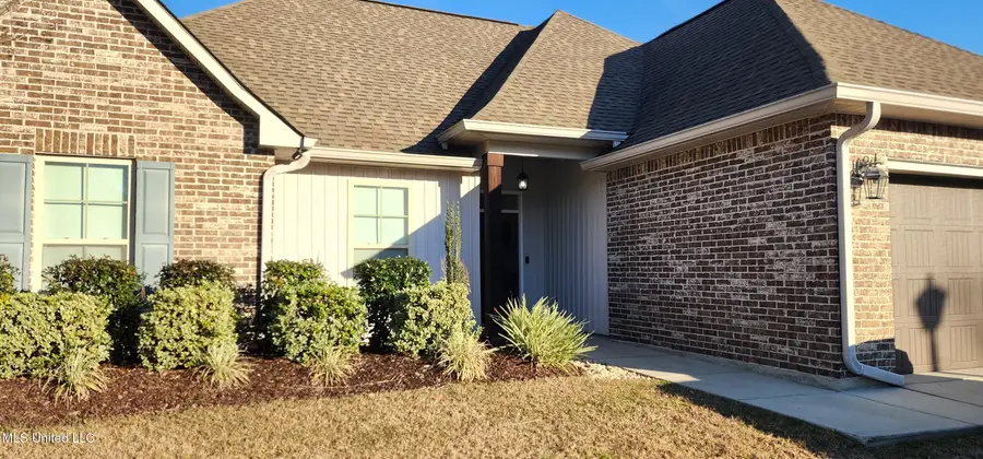 14456 N Swan Road, Gulfport, MS 39503 - Image #2
