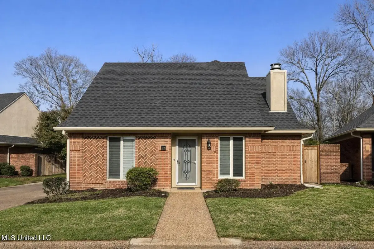 33 Autumn Woods Drive, Jackson, MS 39206 - Image #1