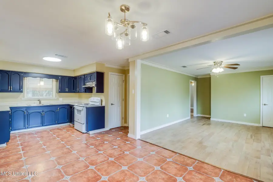 614 W Second Avenue, Wiggins, MS 39577 - Image #2