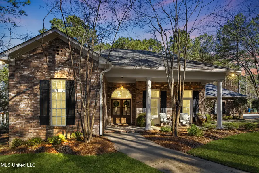 318 40th Place, Hattiesburg, MS 39402 - Image #2