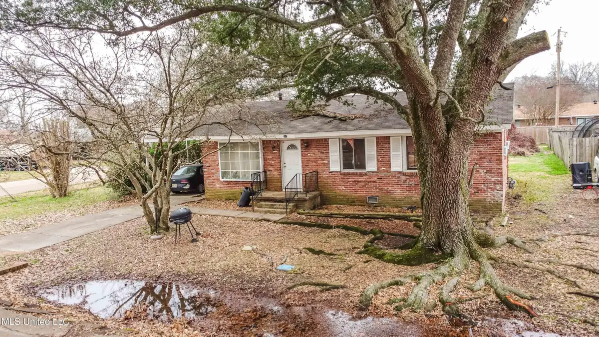 516 Kelli Avenue, Belzoni, MS 39038 - #1