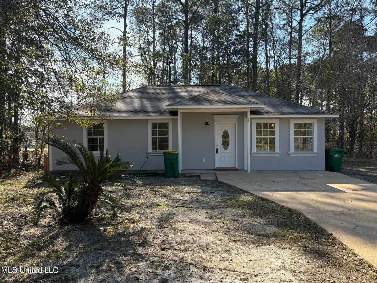 705 Plum Street, Ocean Springs, MS 39564 - Image #1