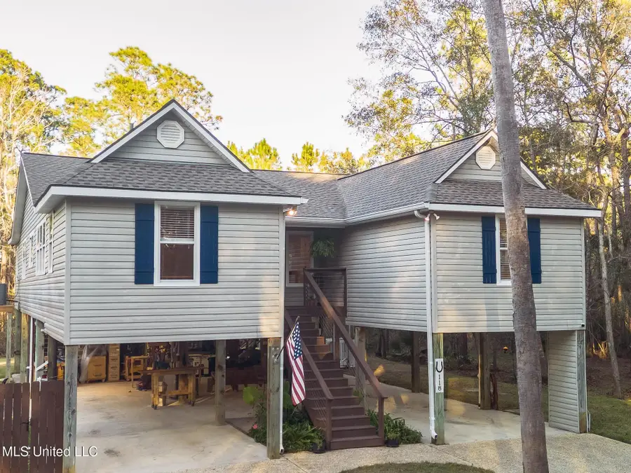 118 Holly Point Drive, Pass Christian, MS 39571 - #2