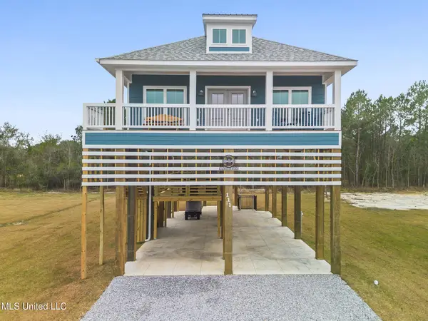 111 Blakemore Street, Bay Saint Louis, MS 39520