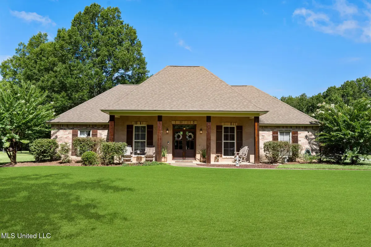 1040 Emileigh Drive, Summit, MS 39666 - Image #1
