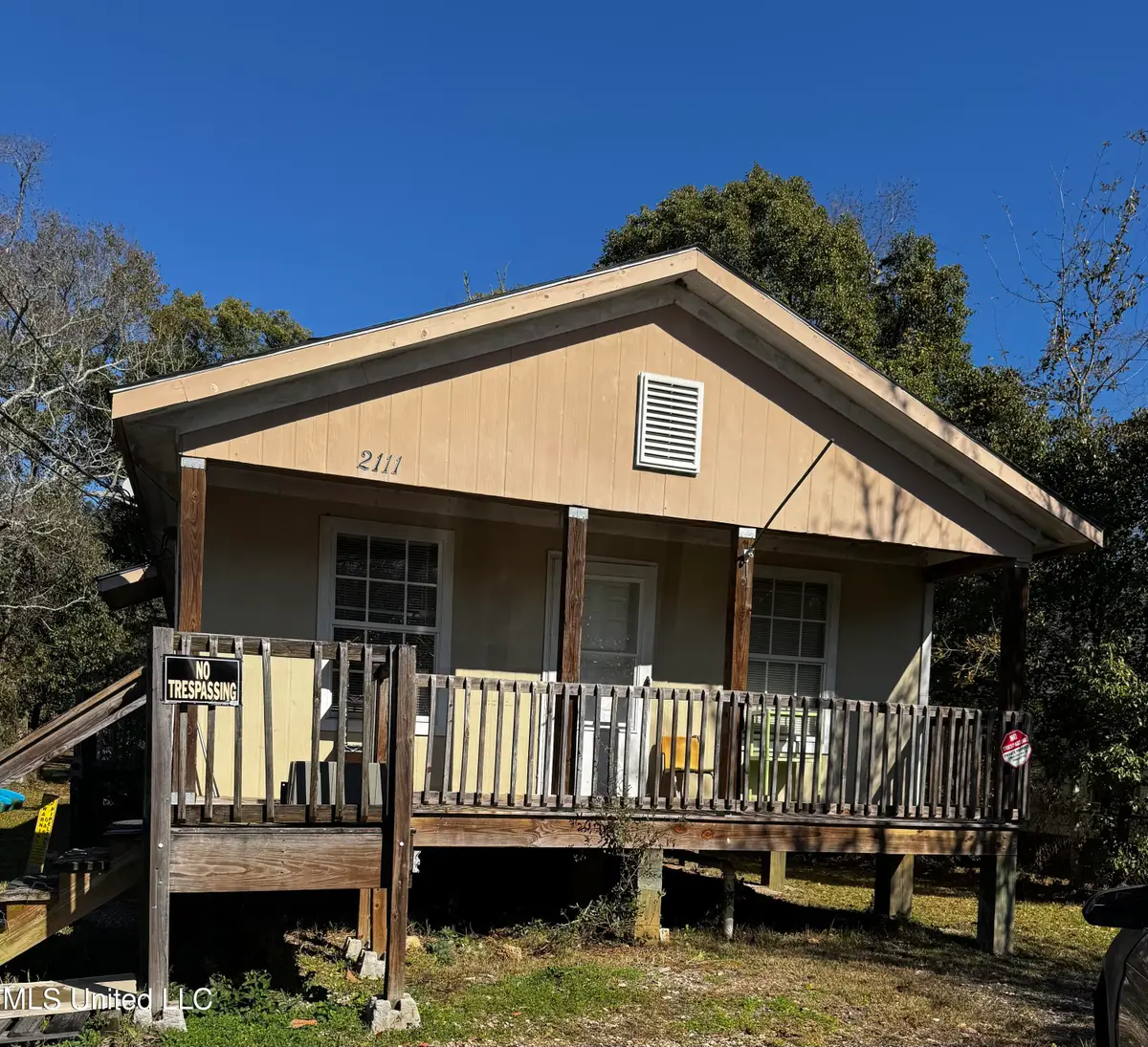 2111 Jackson Avenue, Pascagoula, MS 39567 - Image #1