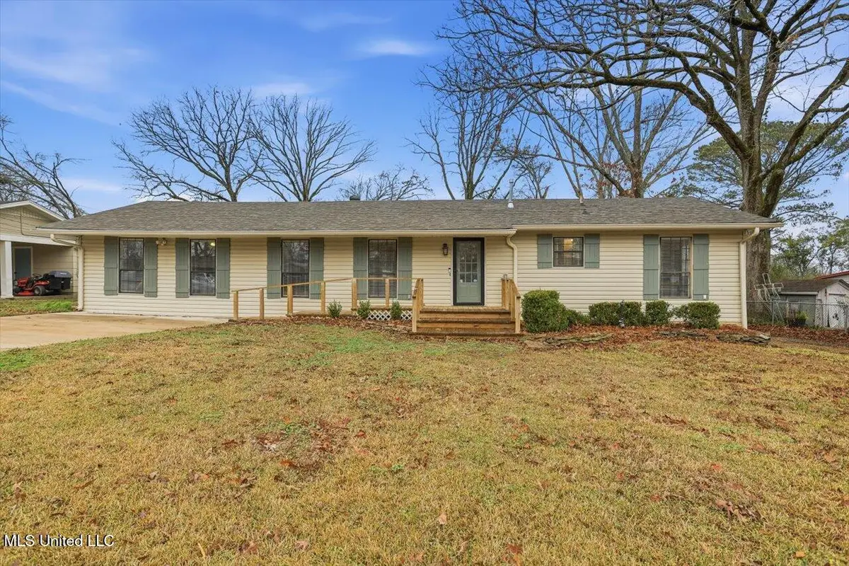 225 Maxine Drive, Pearl, MS 39208 - Image #1