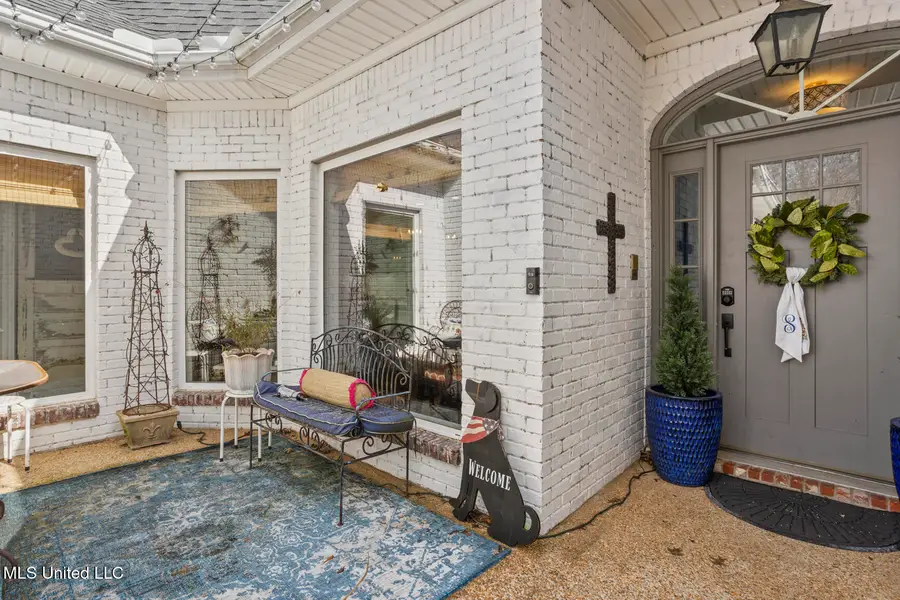 819 W Deerfield Drive, Canton, MS 39046 - Image #2